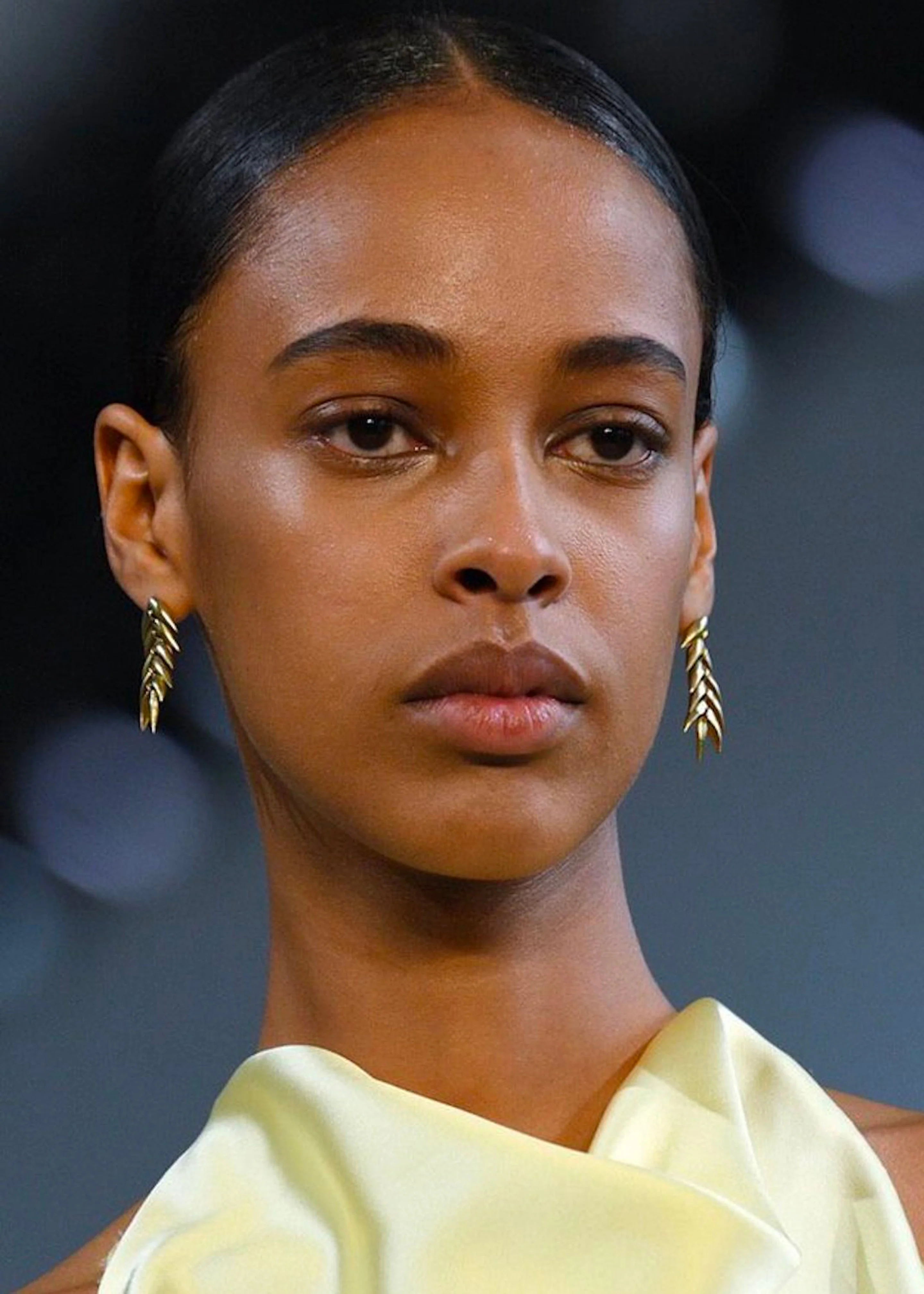 Bevza Spikelet Short Earrings - Gold - Image 5