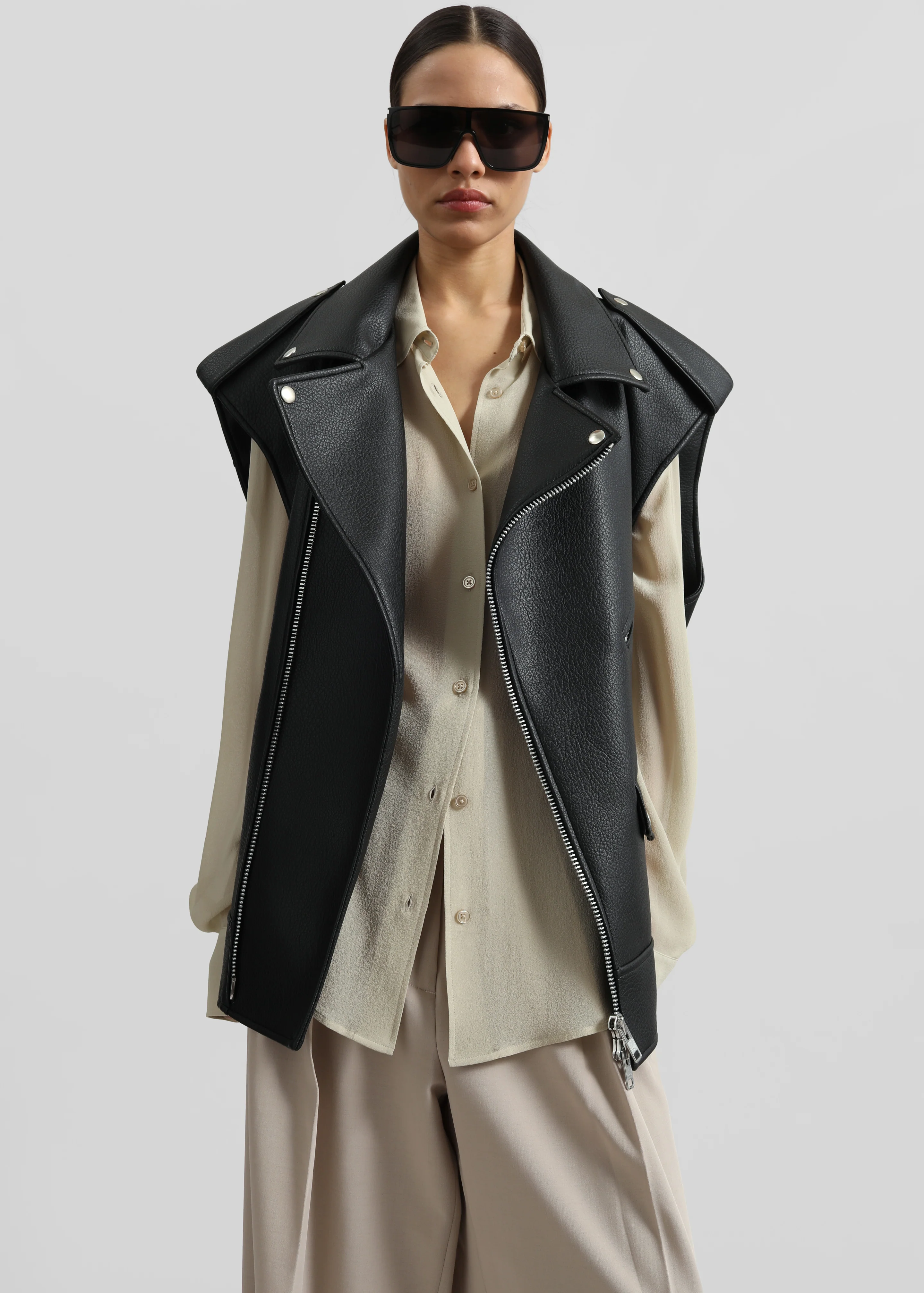 Chicago Oversized Biker Vest - Black - Image 10