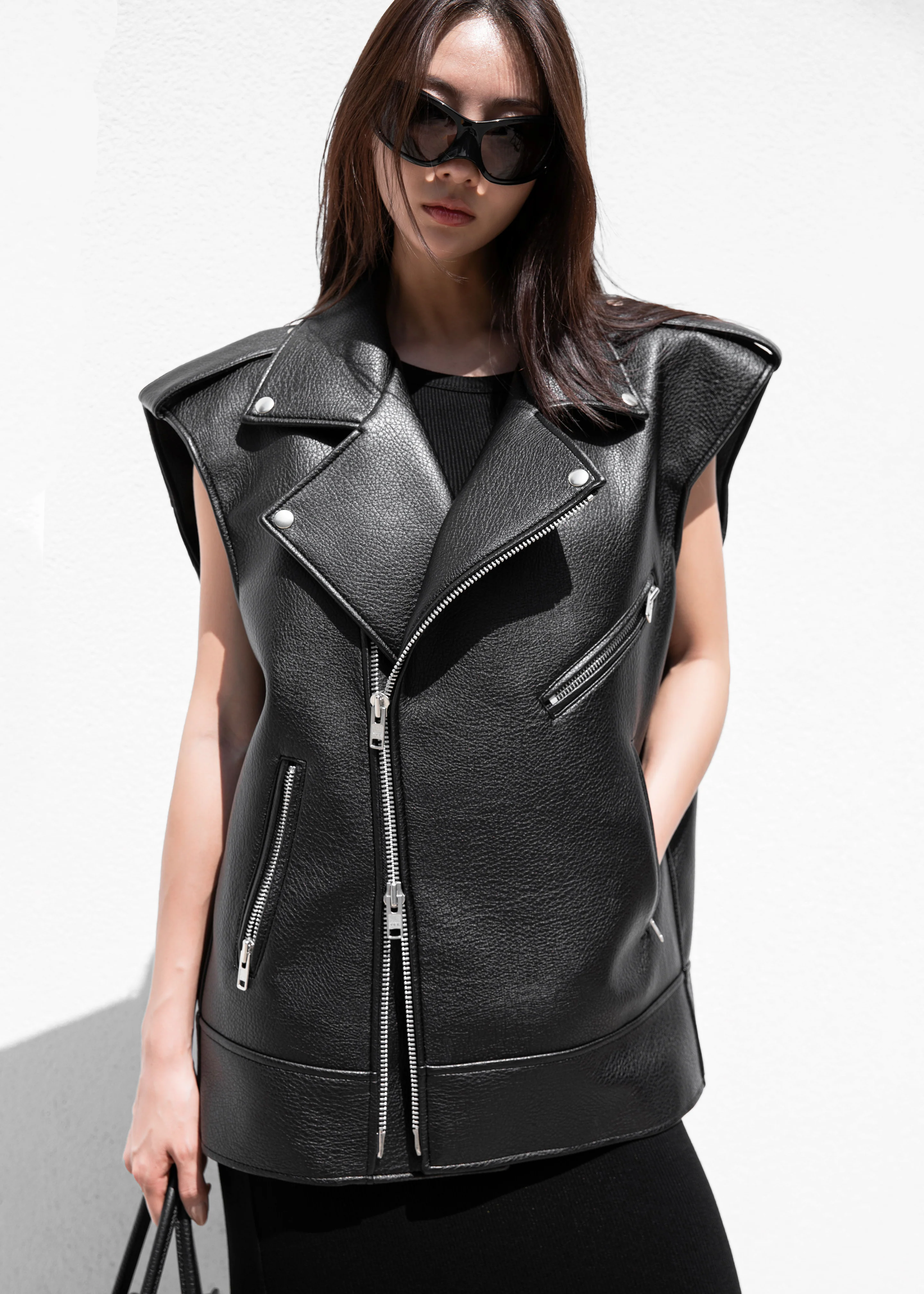 Chicago Oversized Biker Vest - Black - Image 5