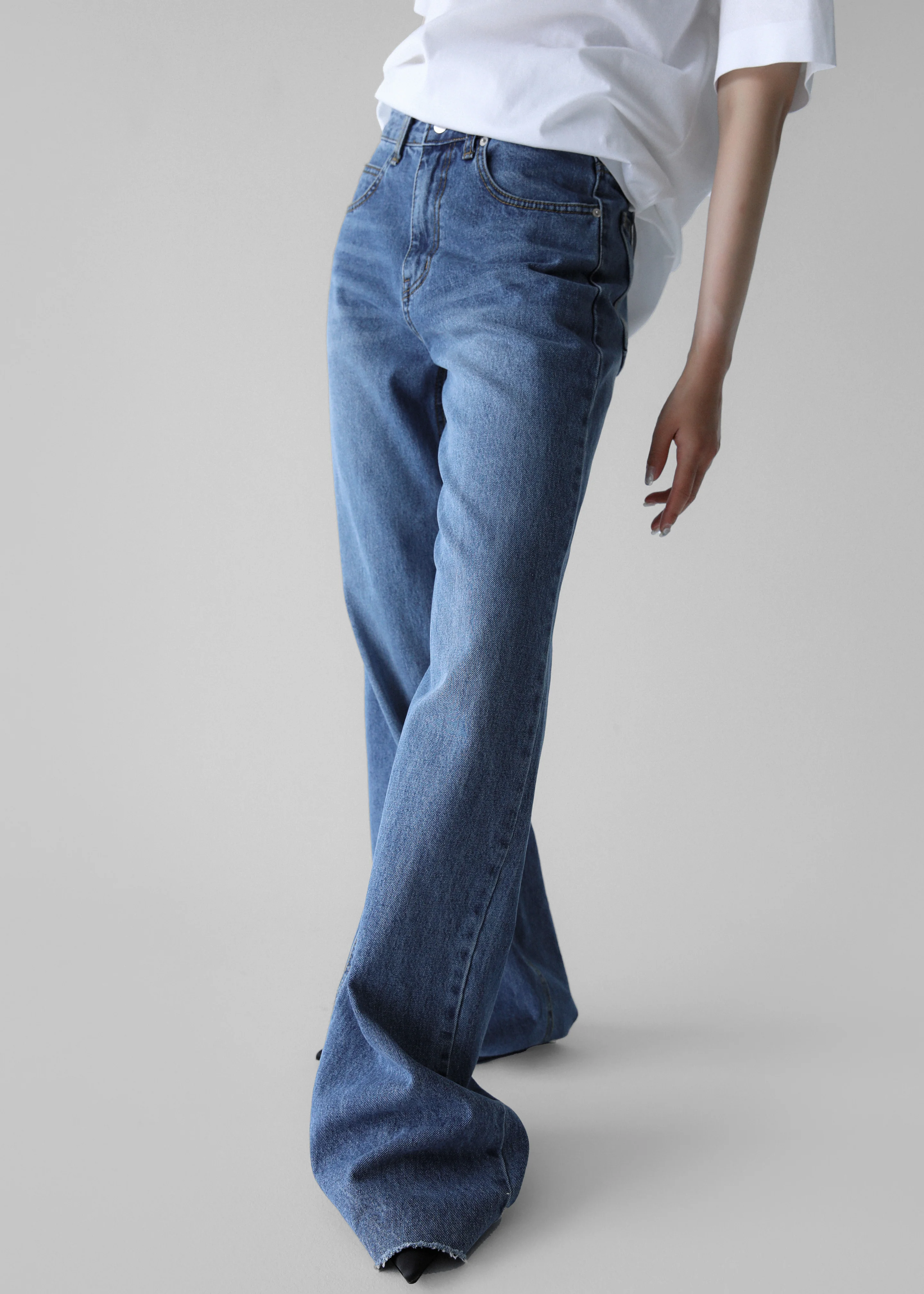 Cromer Jeans - Medium Wash - Image 5