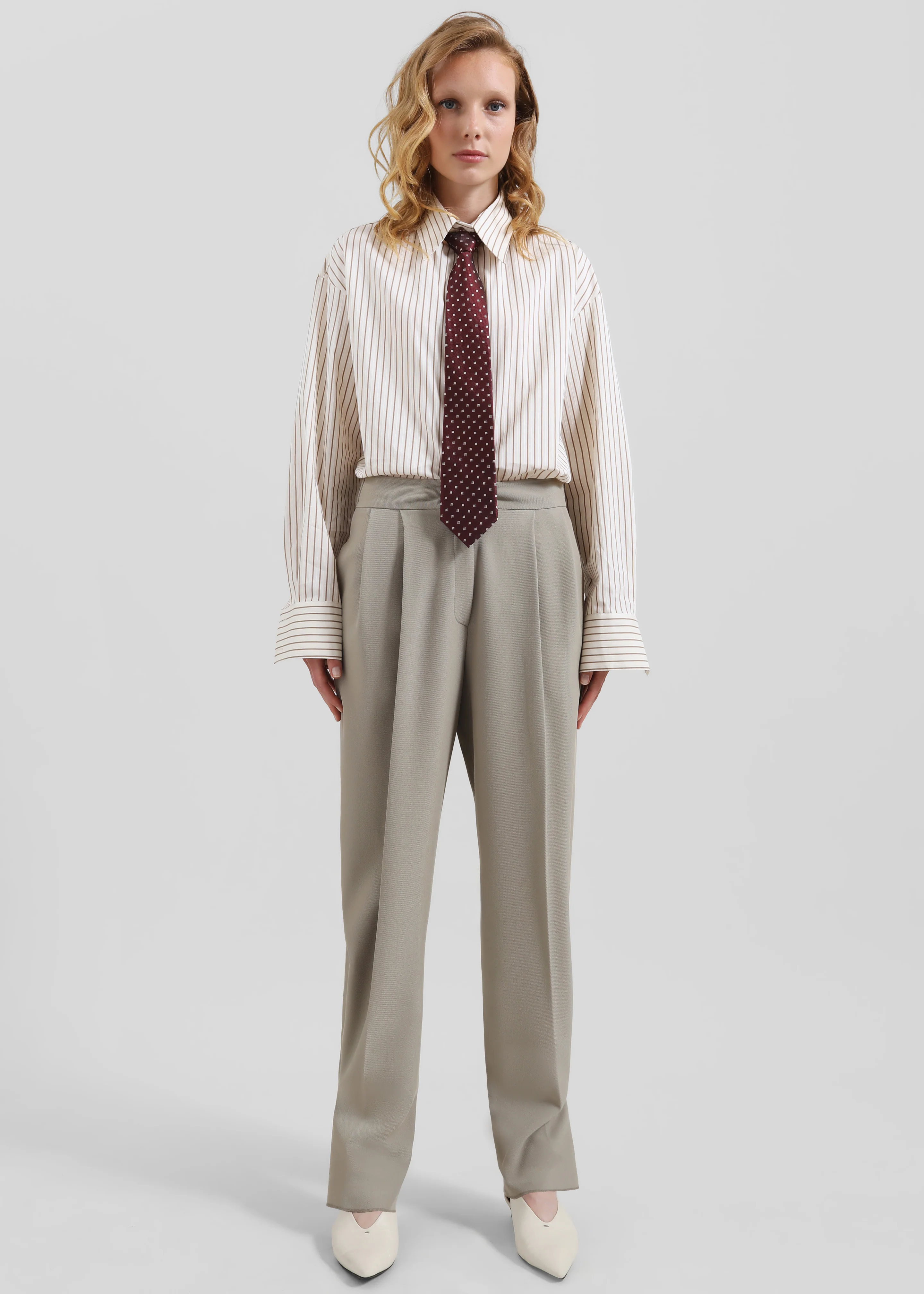 Dina Pleated Trousers - Light Taupe