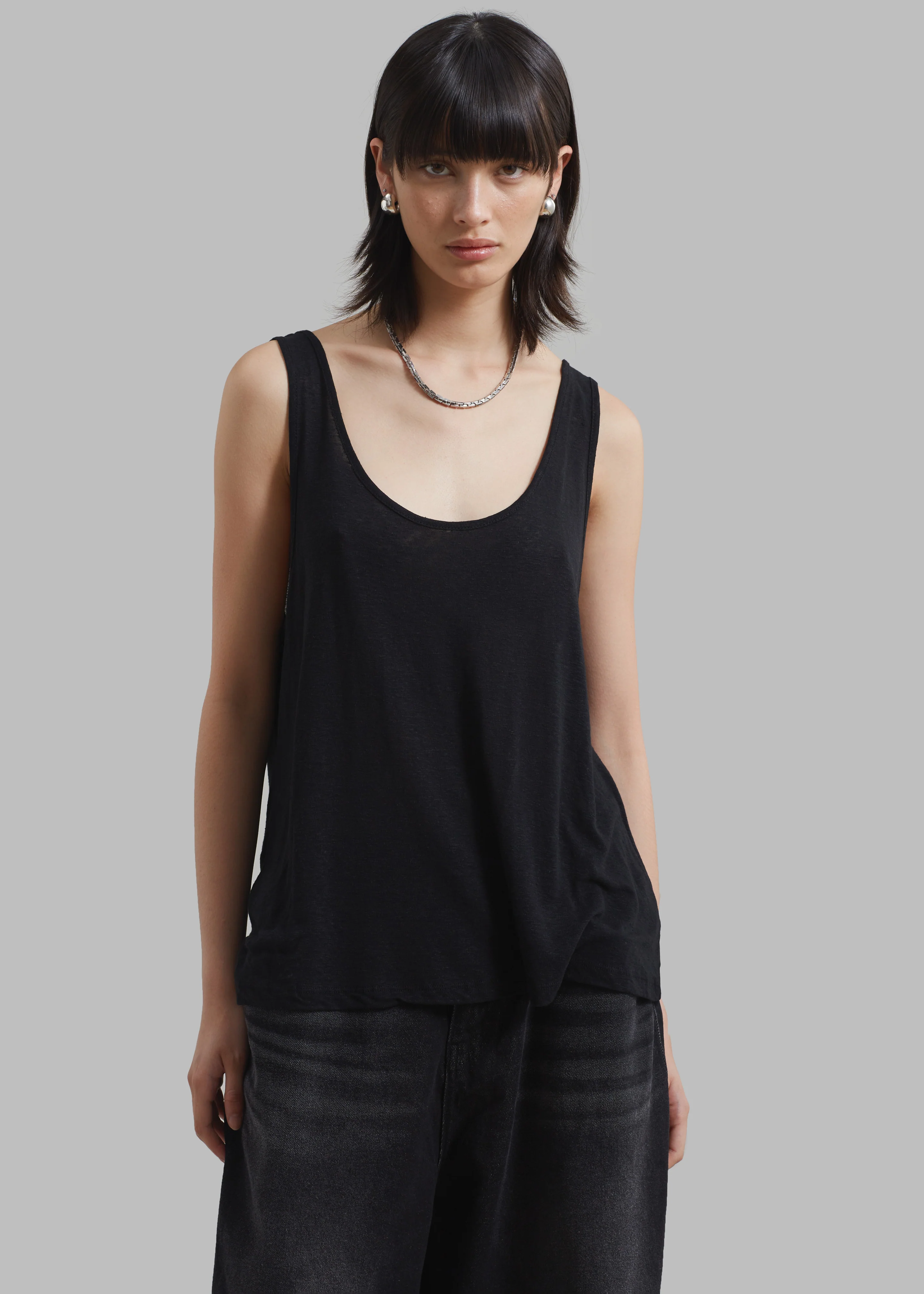 Josie Scoop Neck Tank Top - Black - Image 6