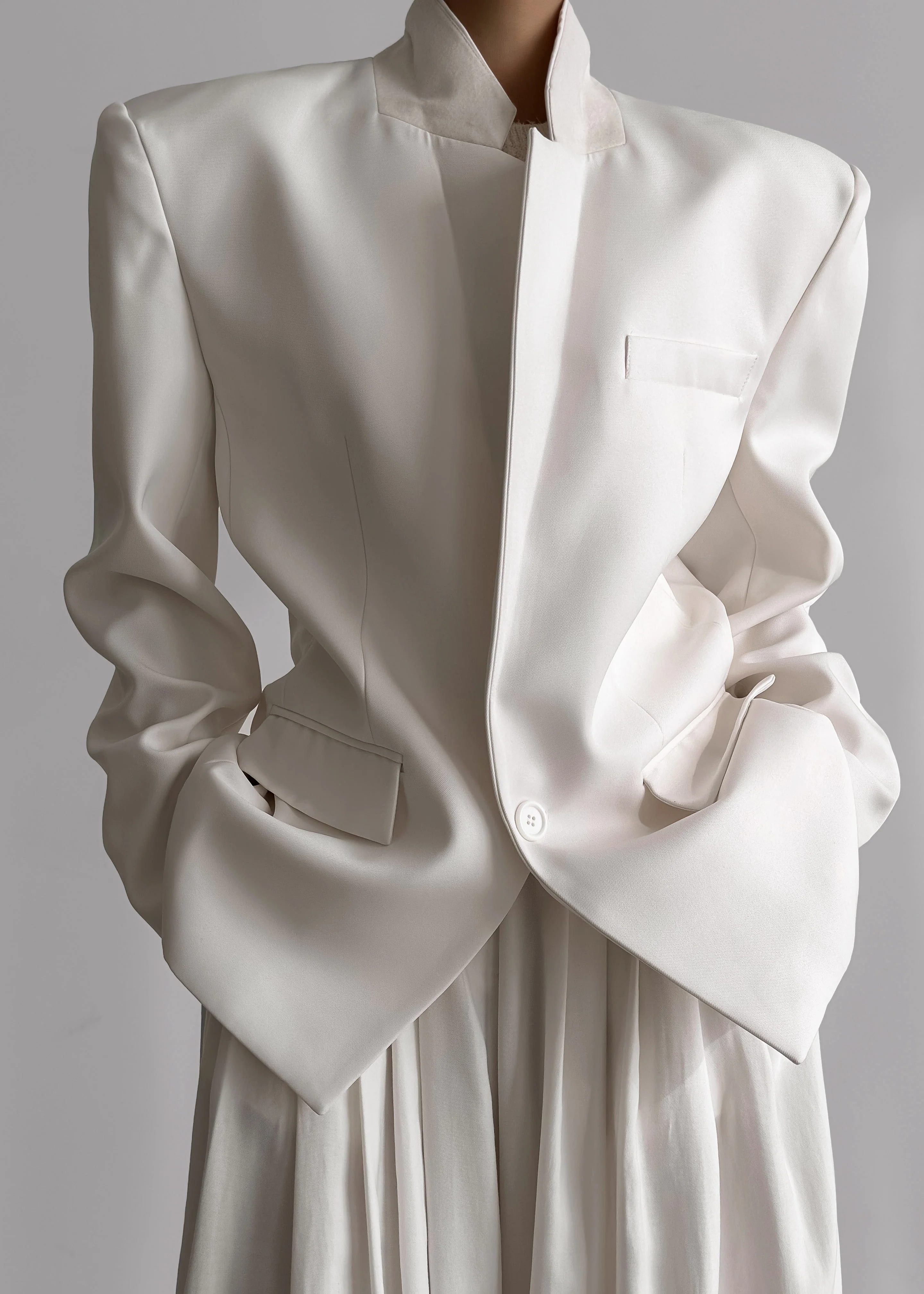 Jun Blazer - White - Image 3