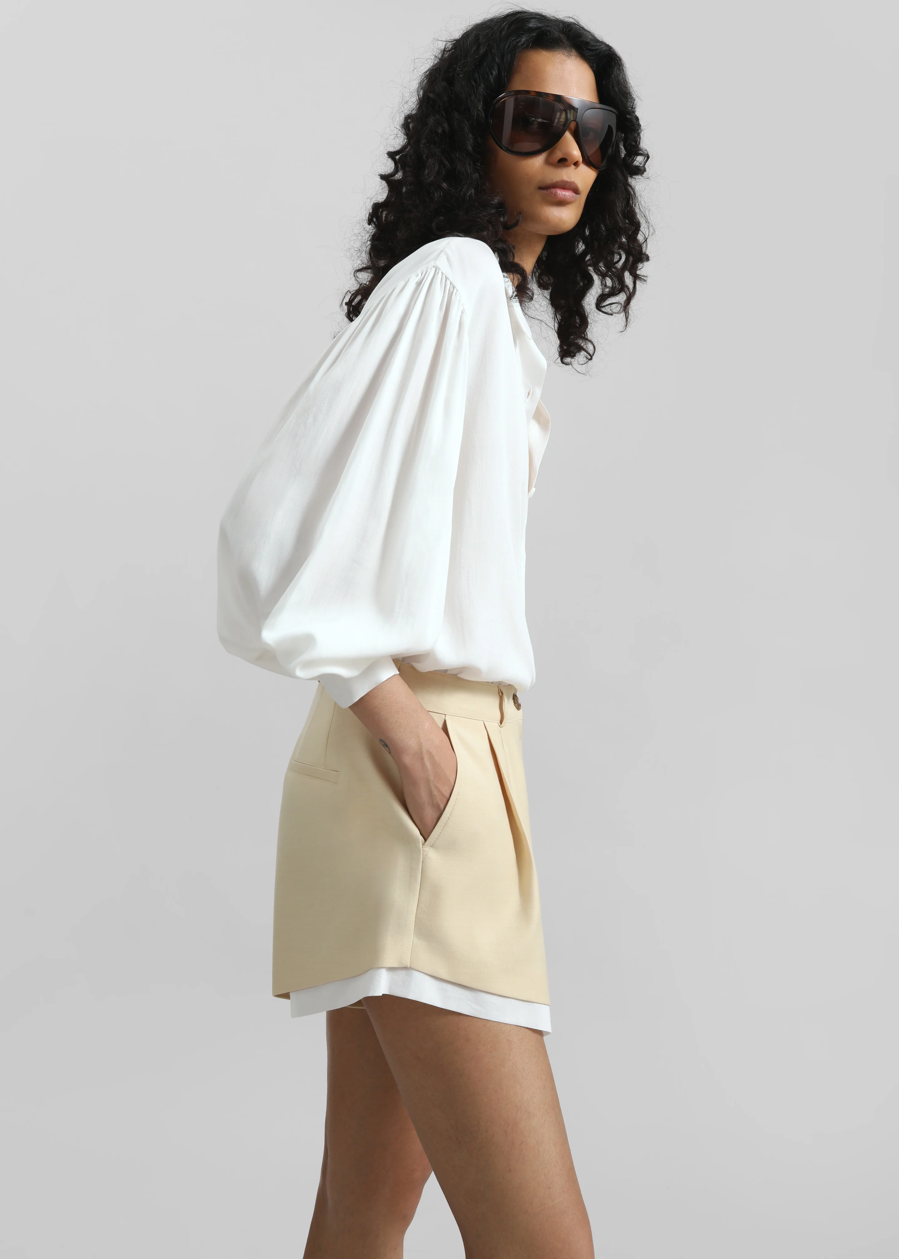 Juvay Pleated Shorts - Pale Yellow - Image 7