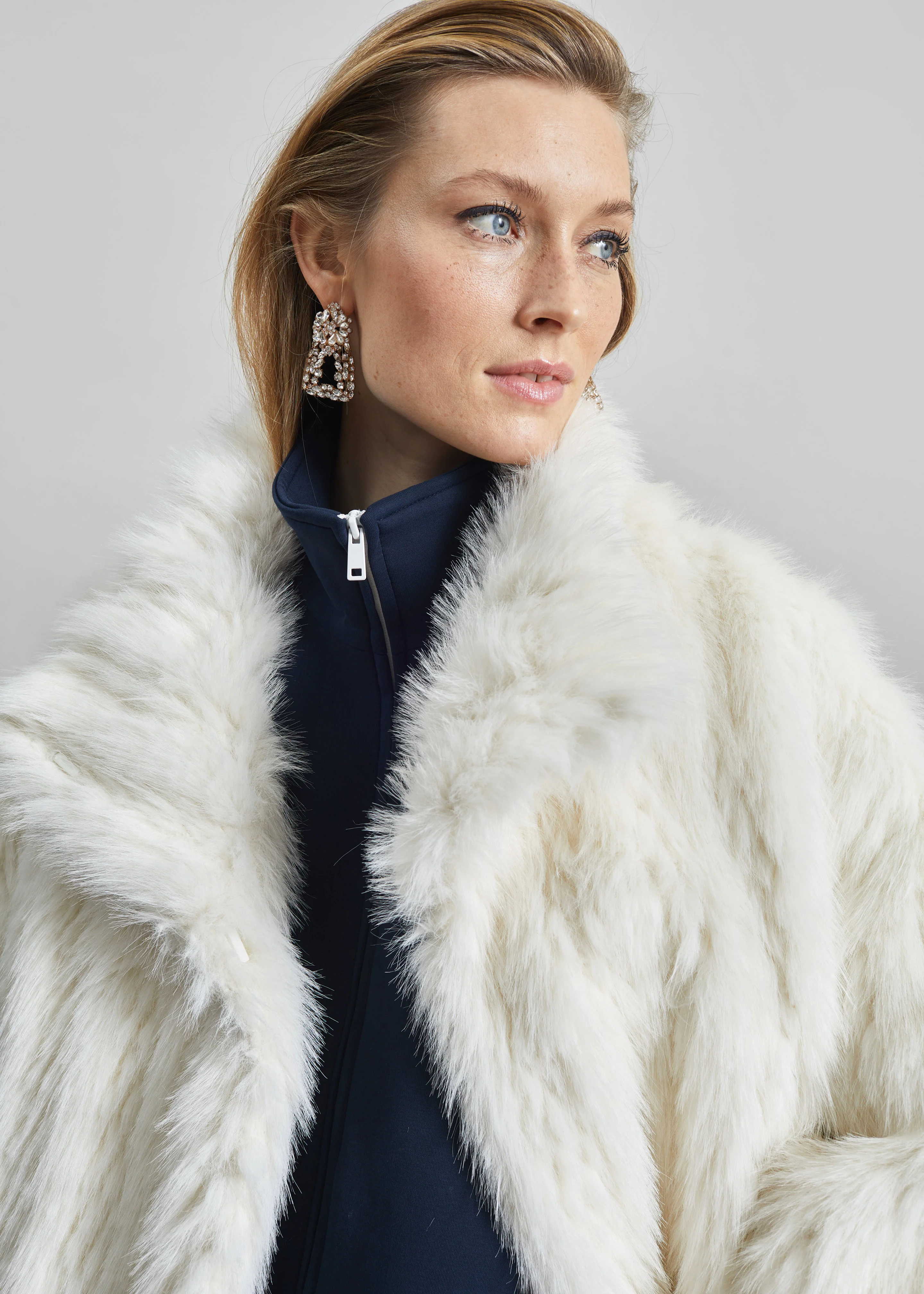 Mortisa Faux Fur Belted Short Coat - Off White - Image 6
