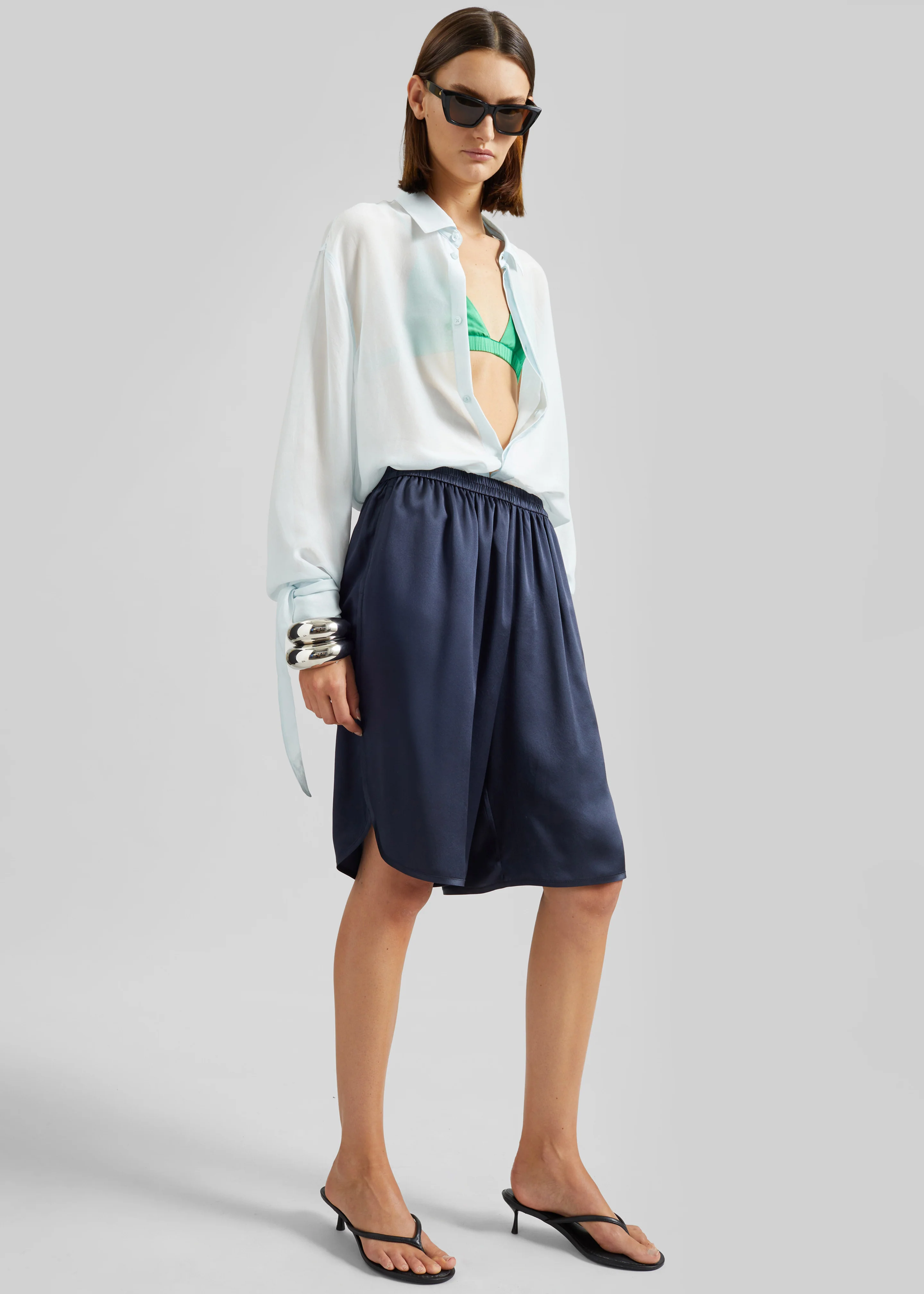 Nelis Silk Bermuda Shorts - Navy - Image 3