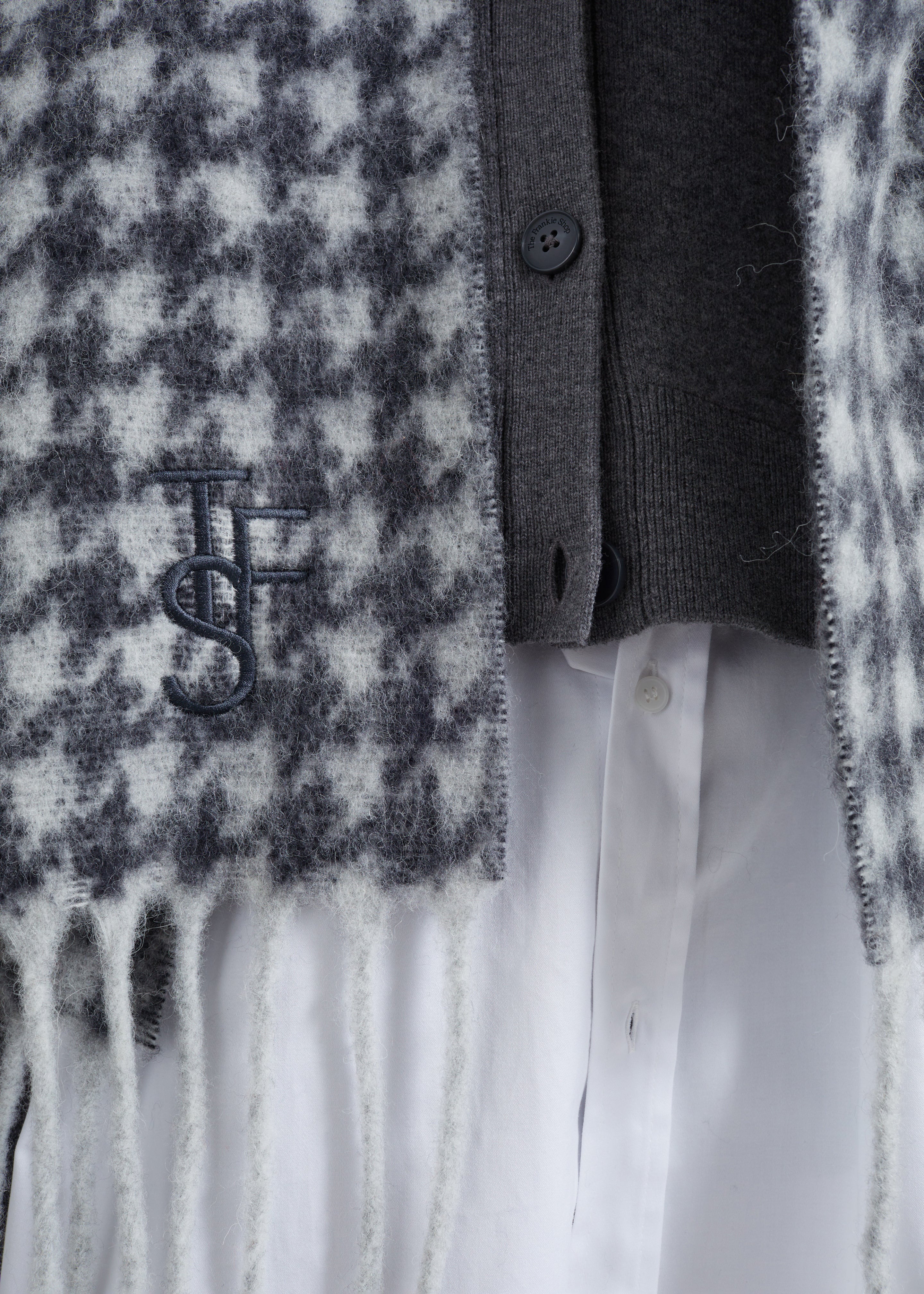 Olari Alpaca Blend Scarf - Grey Houndstooth Check - Image 4