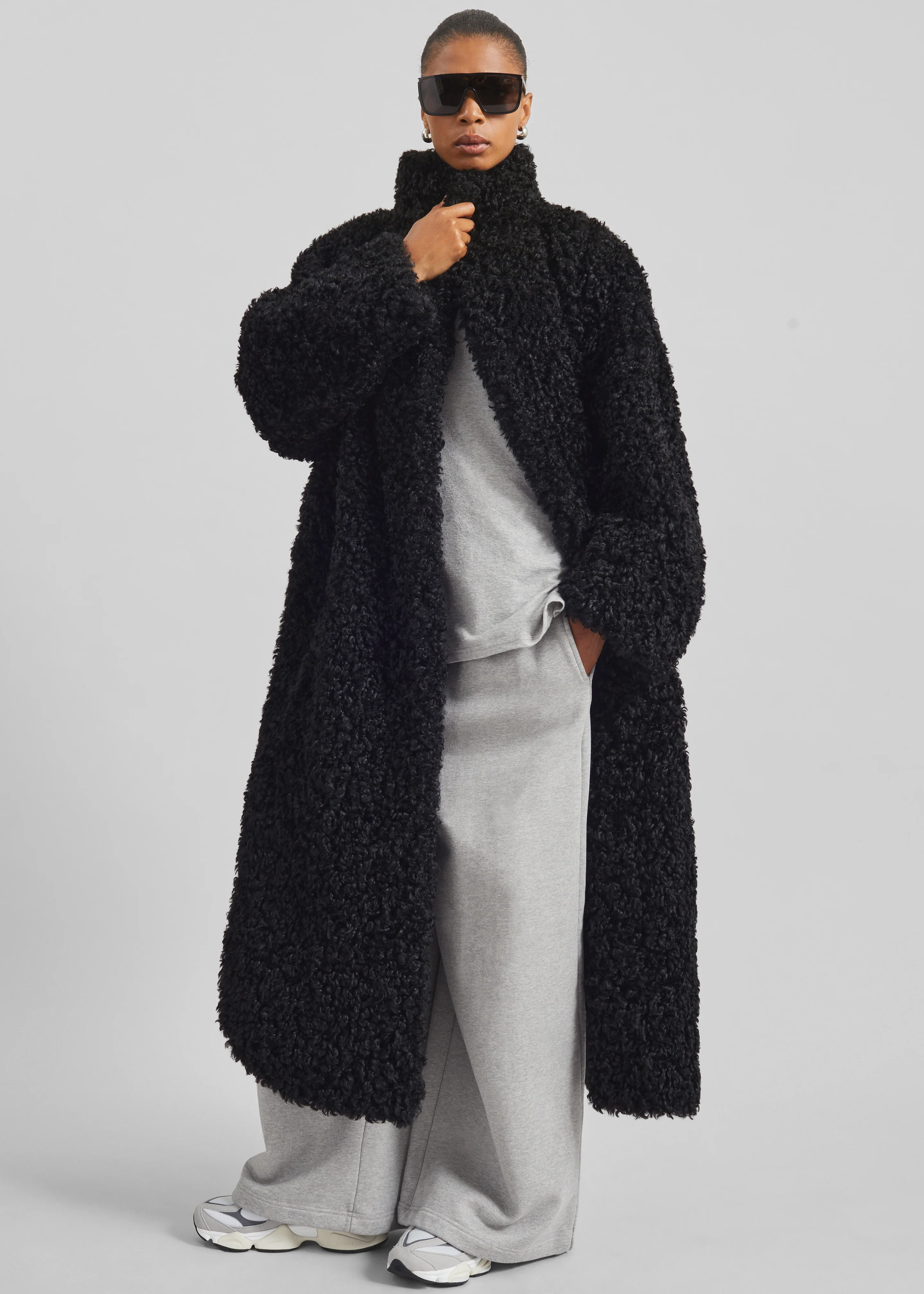 Ravello Faux Shearling Robe Coat - Black - Image 9