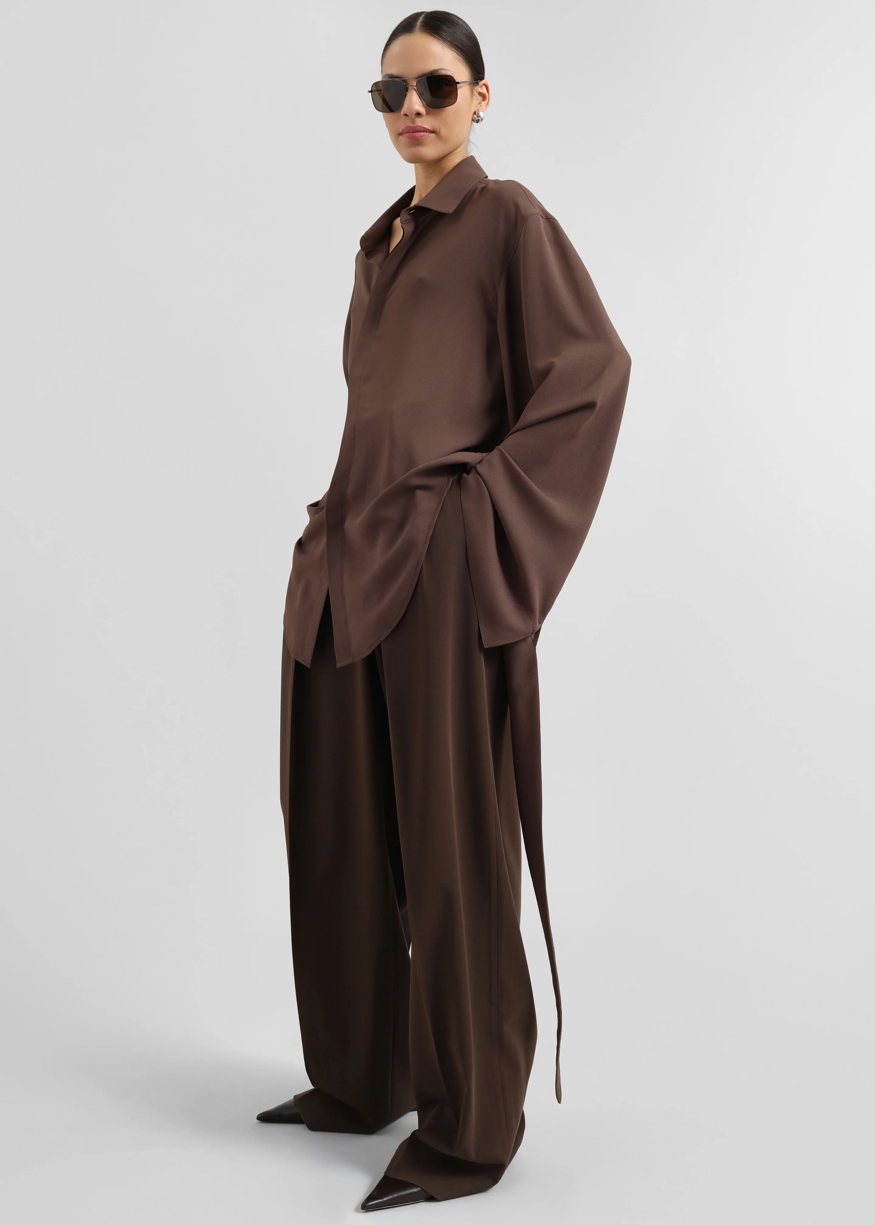 Tansy Pleated Trousers - Chocolate - Image 2